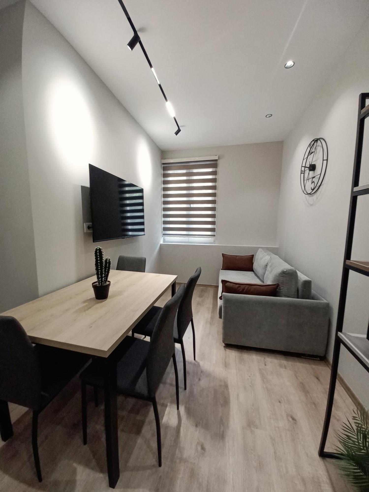 Goat Apartments Тирана Экстерьер фото