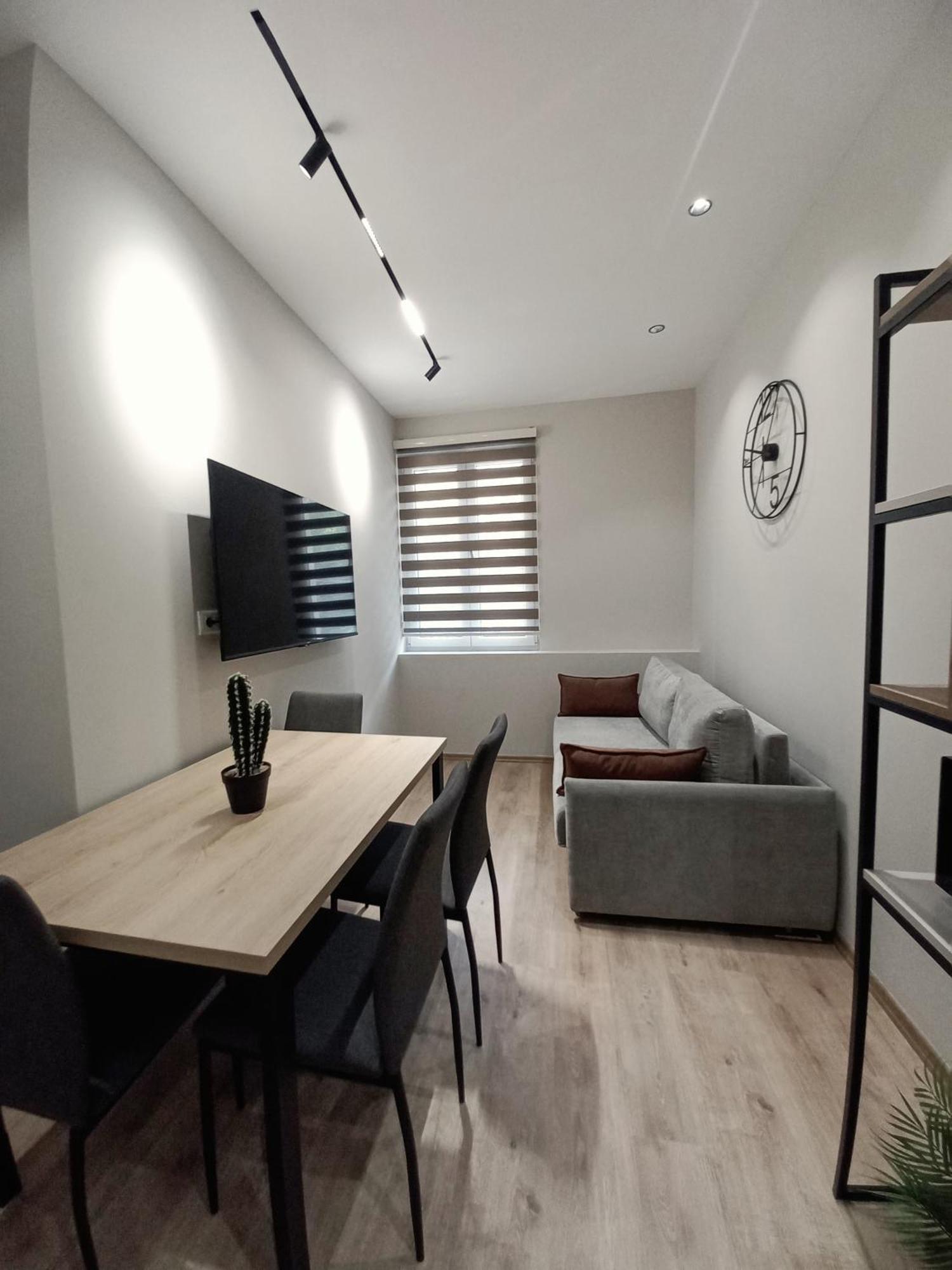 Goat Apartments Тирана Экстерьер фото